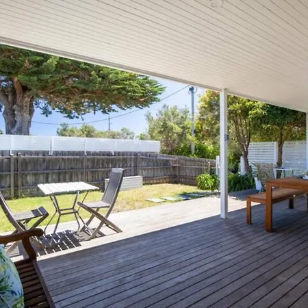 Sorrento Beach Cottages No.1 - In The Heart Of Sorrento Exterior photo